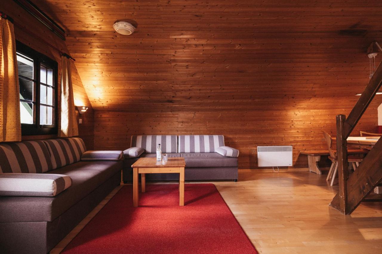 Naturel Hoteldorf Seeleitn Faak am See Bagian luar foto