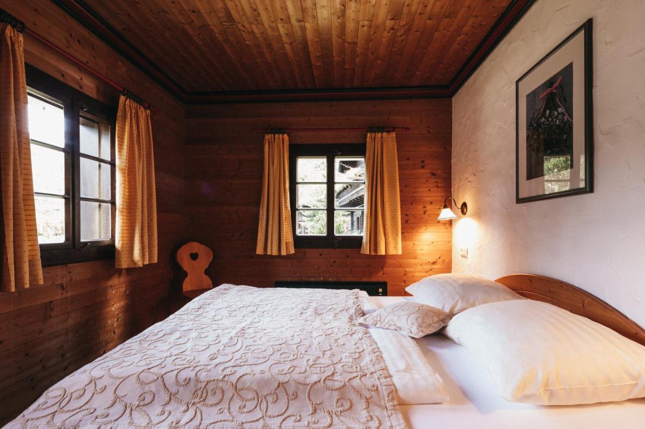 Naturel Hoteldorf Seeleitn Faak am See Bagian luar foto